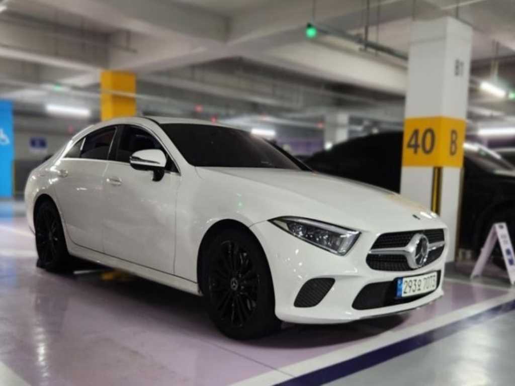 Mercedes Benz CLS Class - Vista 4