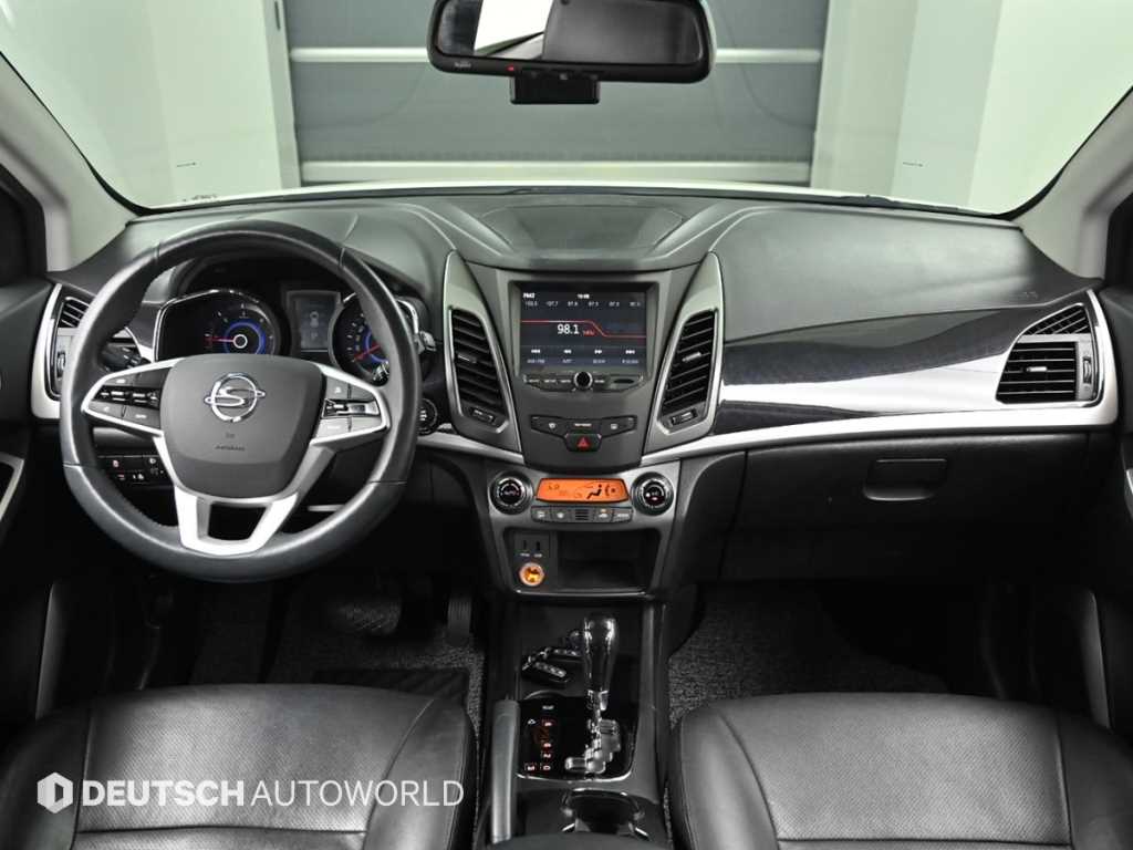 Ssangyong Korando - Vista 7