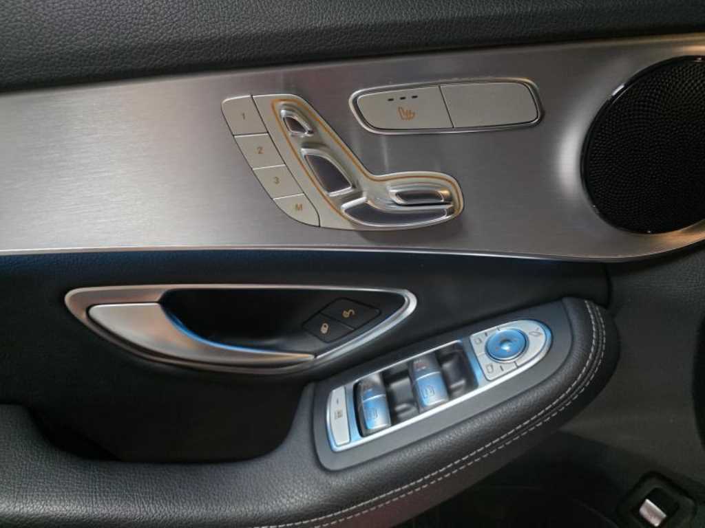 Mercedes Benz C Class - Vista 11