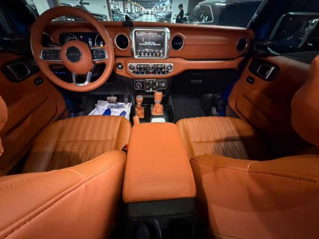 Jeep Wrangler - Vista 6
