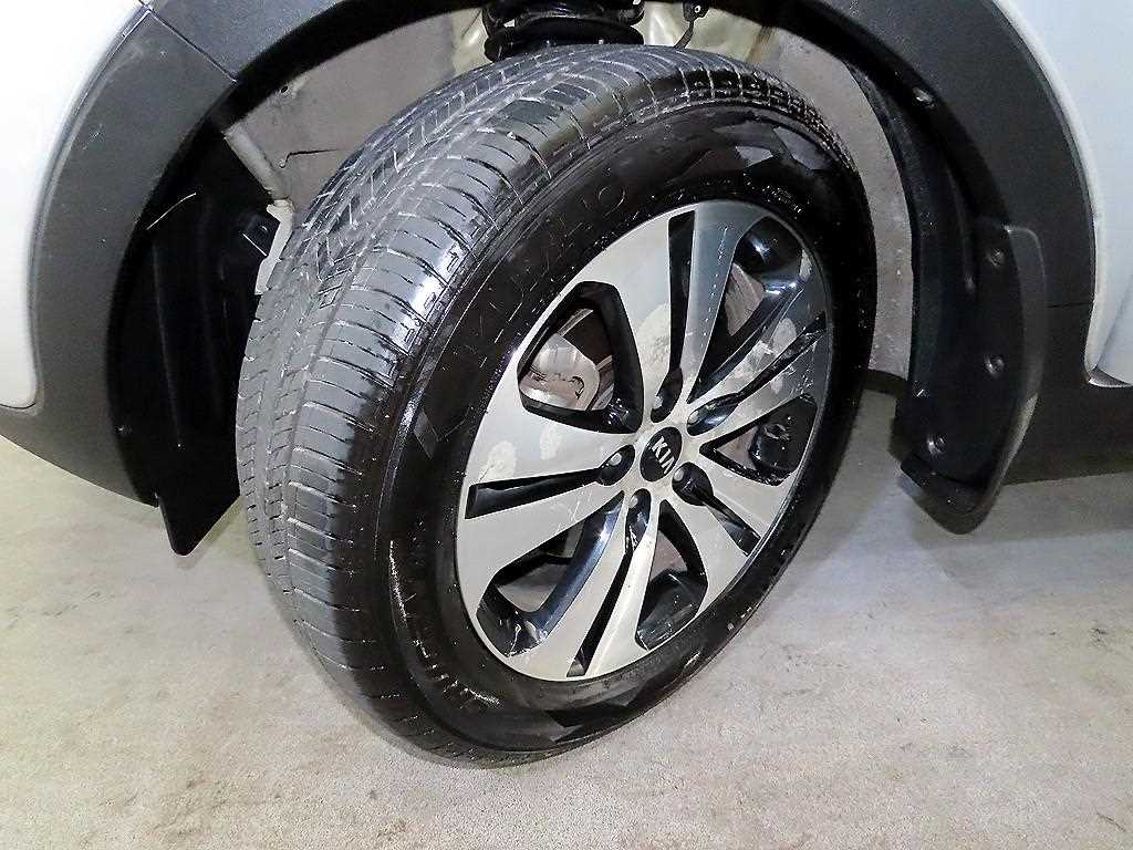 KIA Sportage 2012 Plateado - Importación desde Corea - HF Imports Iquique - Foto 20
