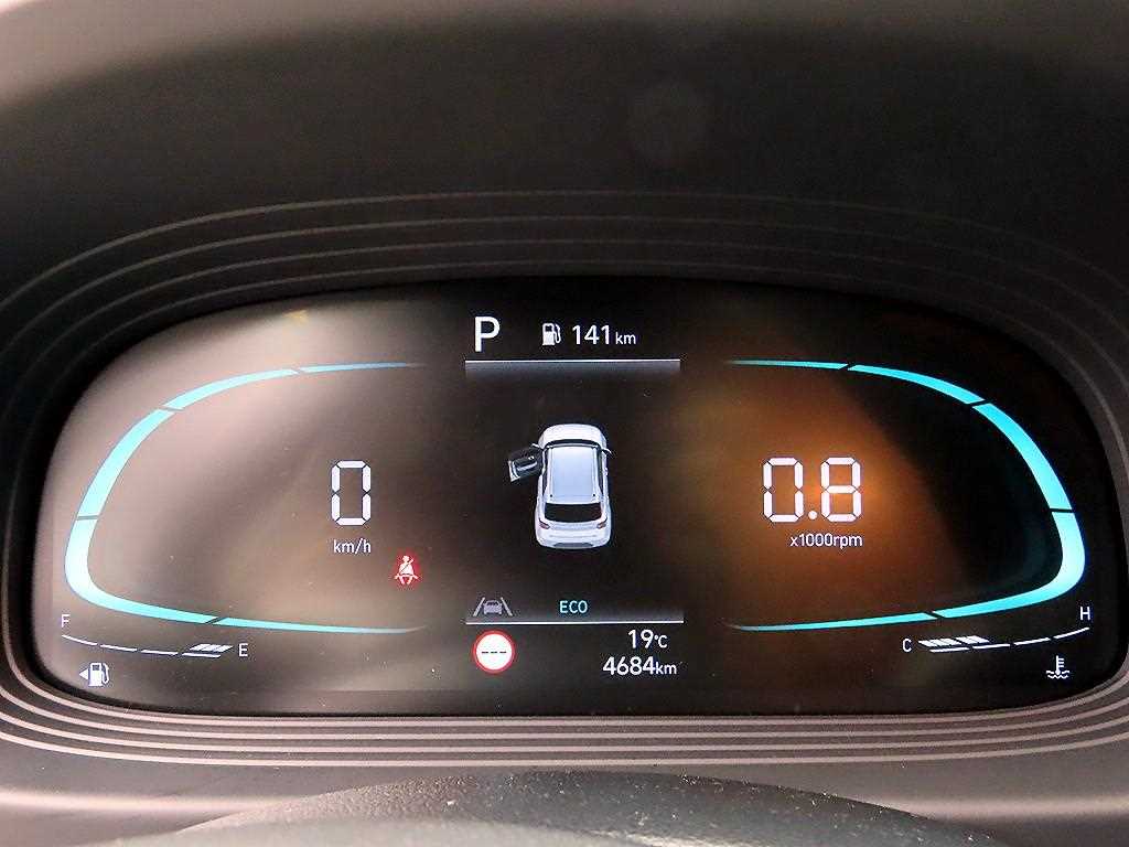 HYUNDAI Venue - Vista 8
