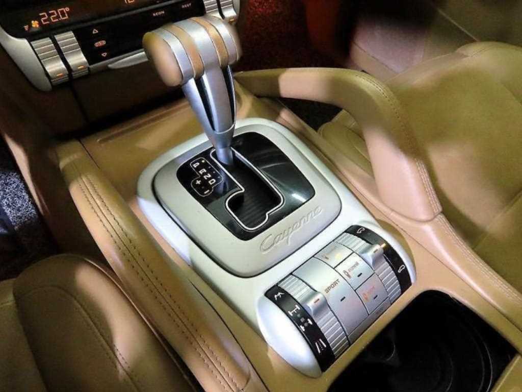 Porsche Cayenne - Vista 12