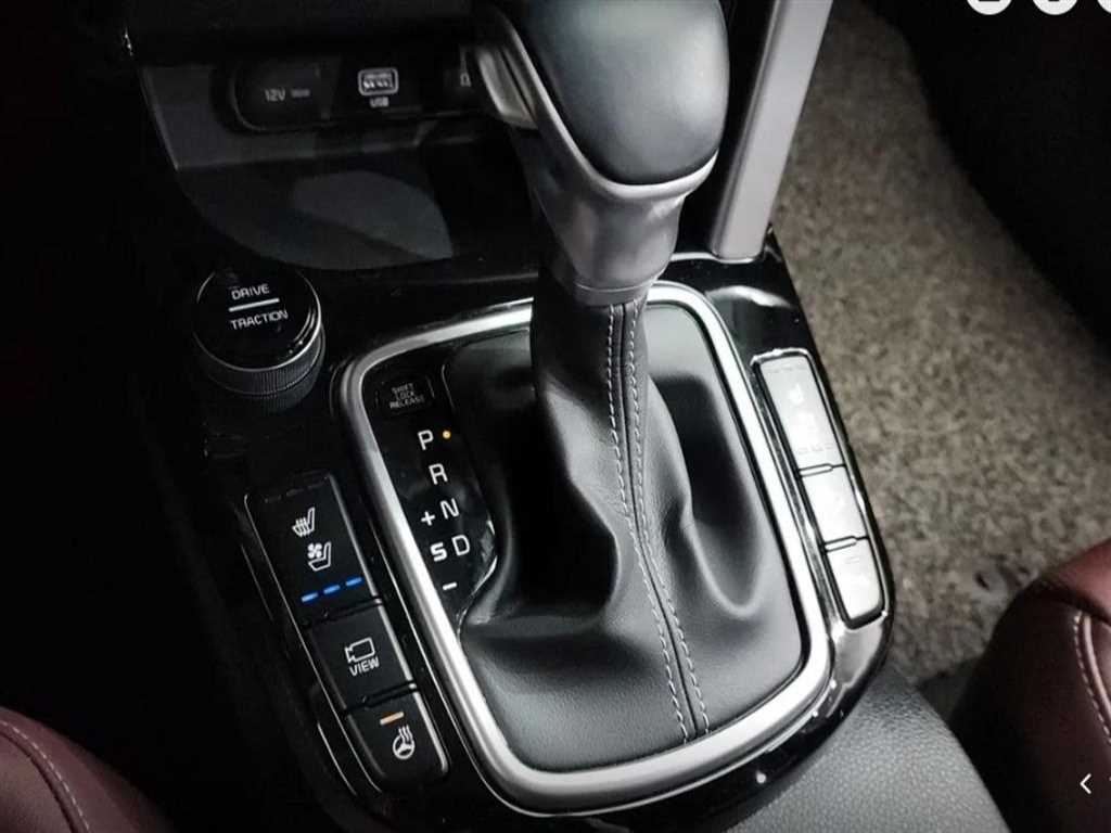 KIA Seltos - Vista 9