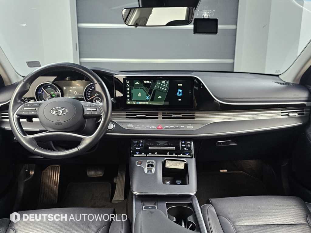 HYUNDAI Grandeur - Vista 7