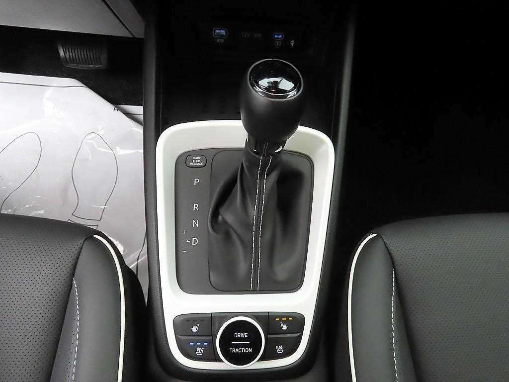HYUNDAI Venue - Vista 10