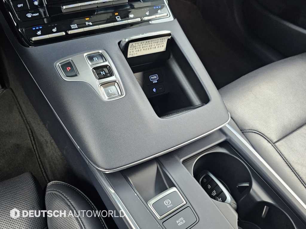 HYUNDAI Grandeur - Vista 9