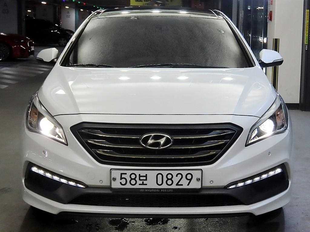 HYUNDAI Sonata - Vista 2