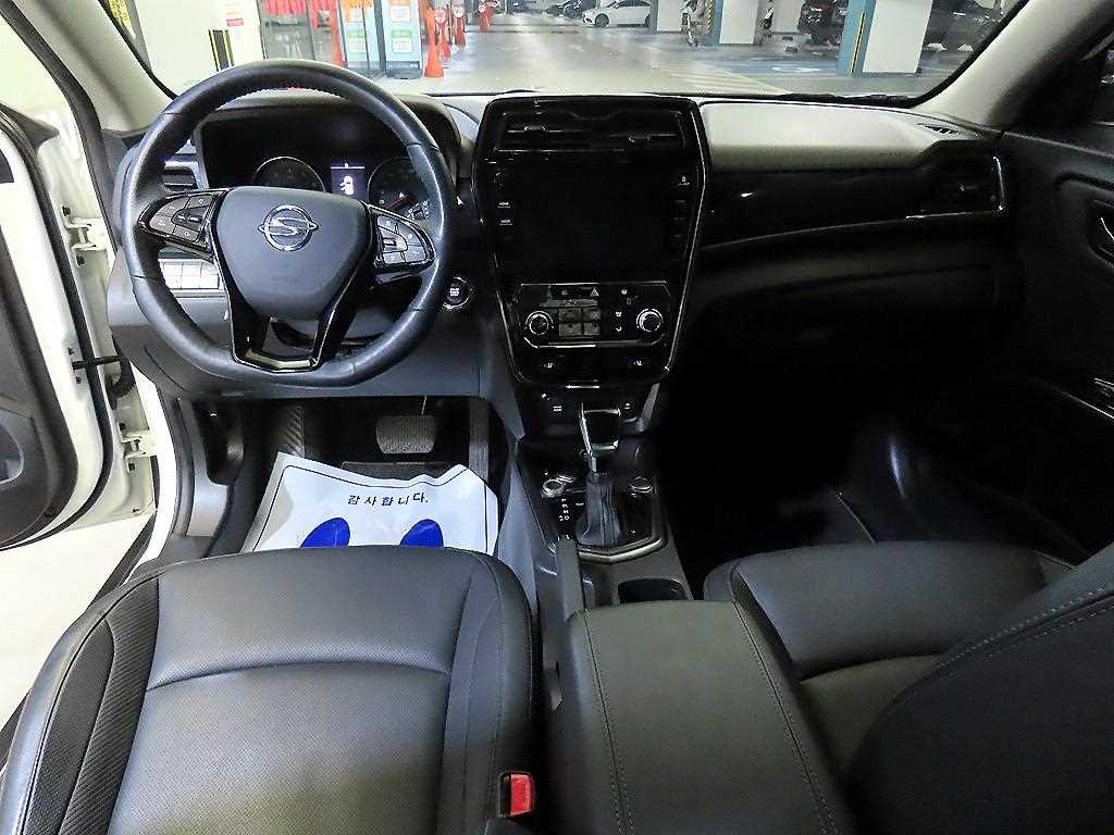 Ssangyong Tivoli - Vista 10