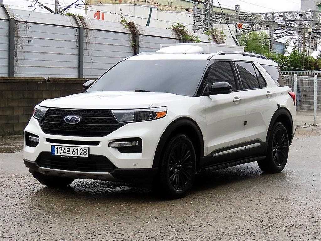 Ford Explorer 2022 Blanco - Importación desde Corea - HF Imports Iquique - Foto 1