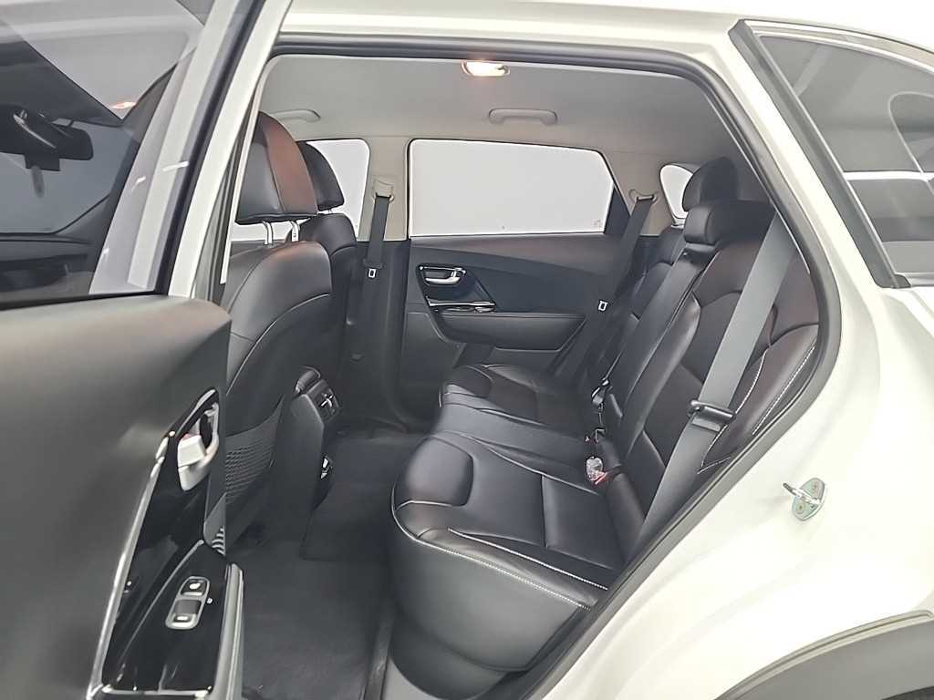 KIA Niro - Vista 12