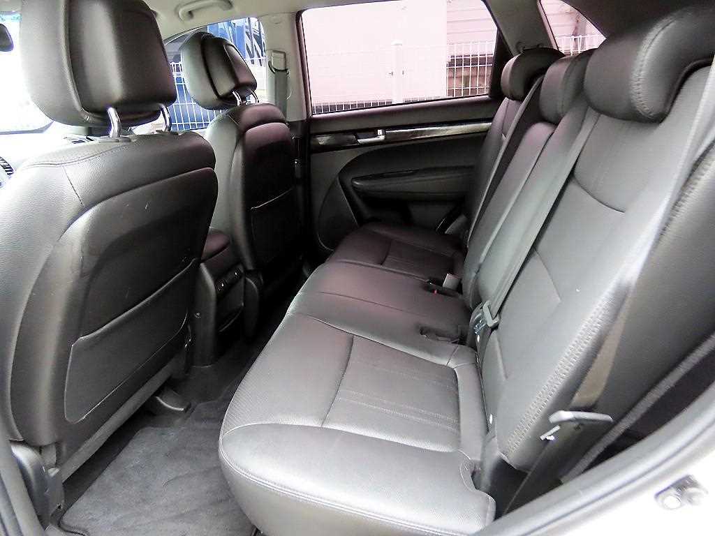 KIA Sorento - Vista 6