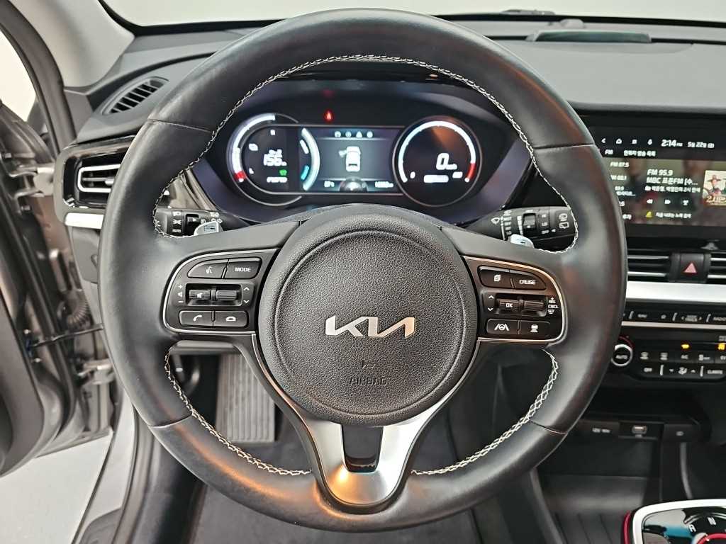 KIA Niro - Vista 9