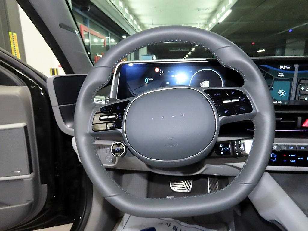 HYUNDAI Ioniq 6 - Vista 8