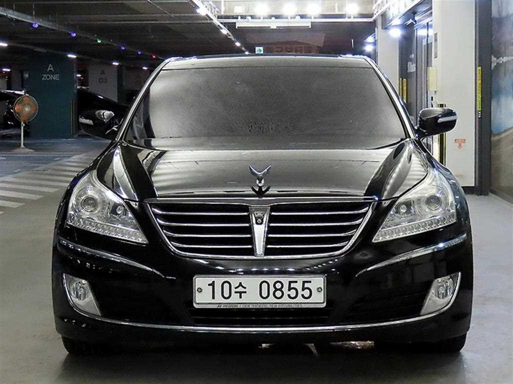 HYUNDAI Equus - Vista 2