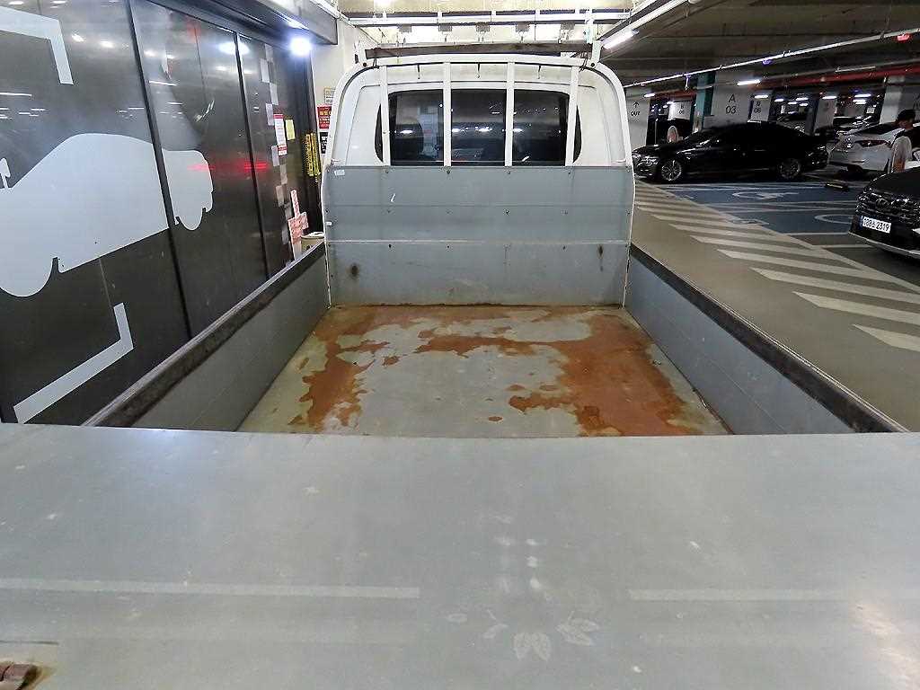 Small Truck Cargo (small) - Vista 6