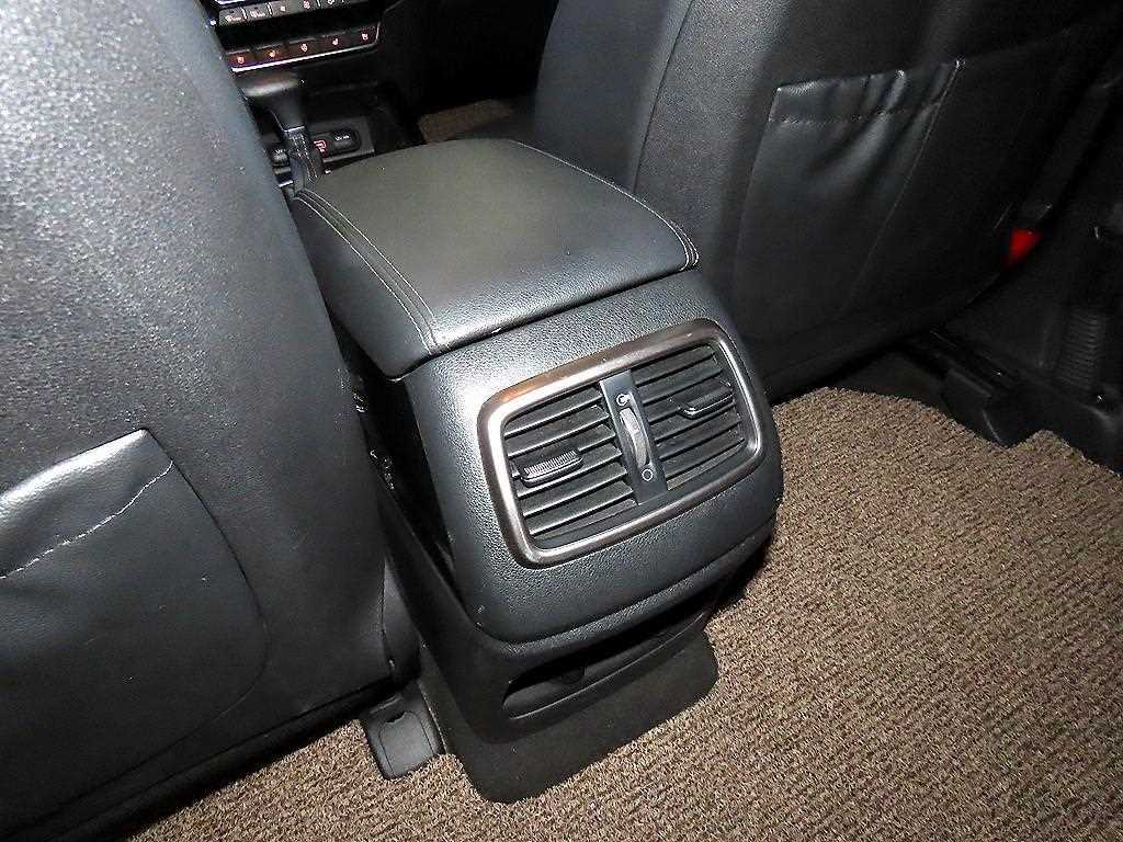 KIA Sorento 2018 Blanco - Importación desde Corea - HF Imports Iquique - Foto 16