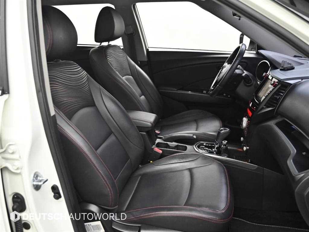 Ssangyong Tivoli - Vista 10