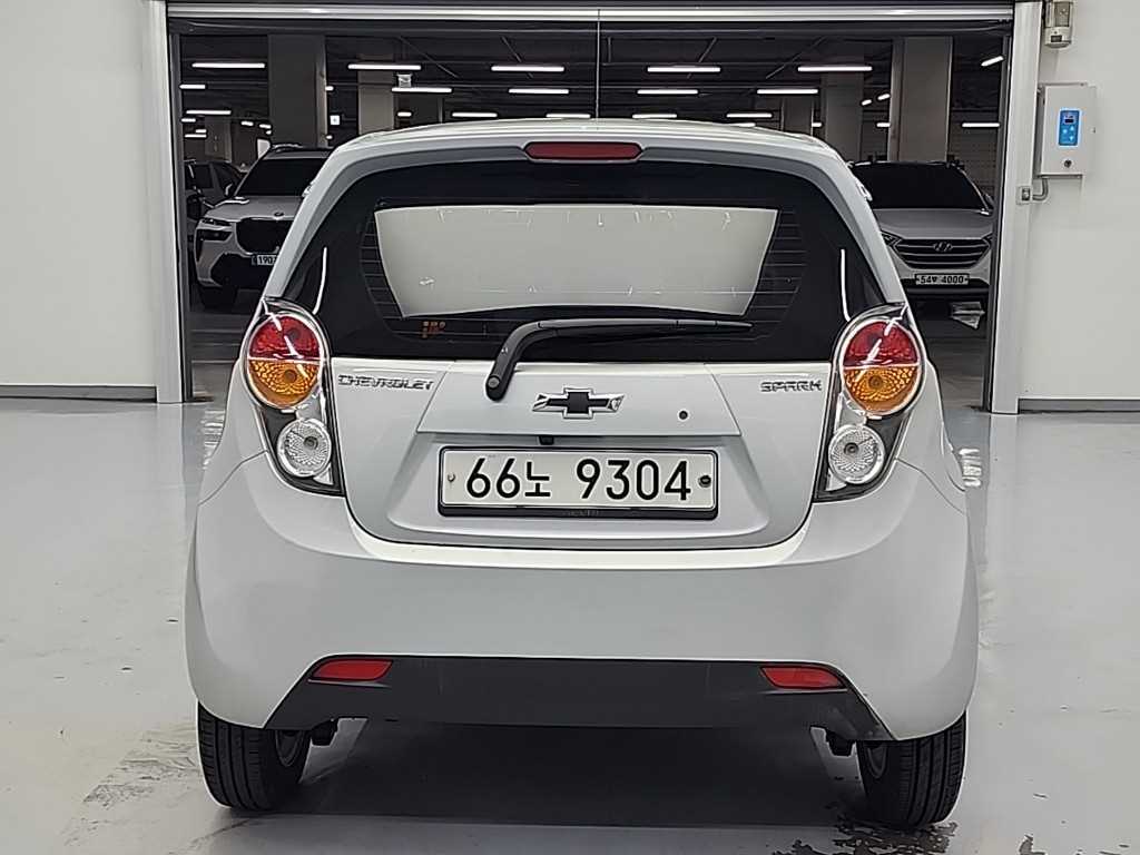 Chevrolet Spark - Vista 3