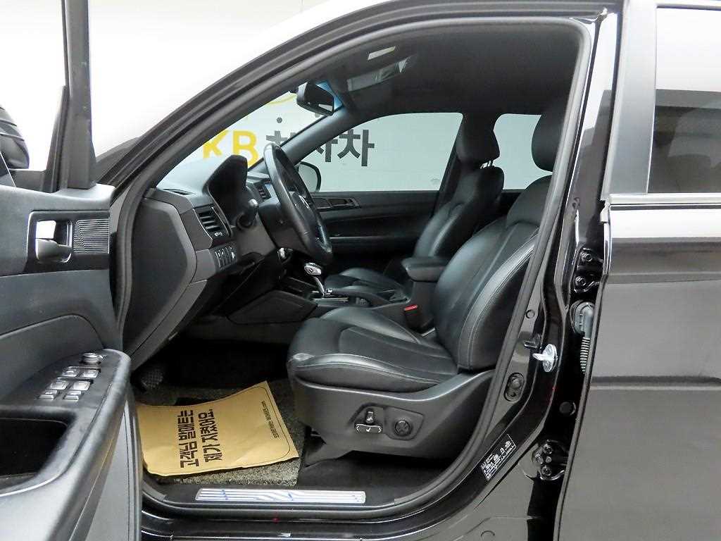 Ssangyong Rexton - Vista 12