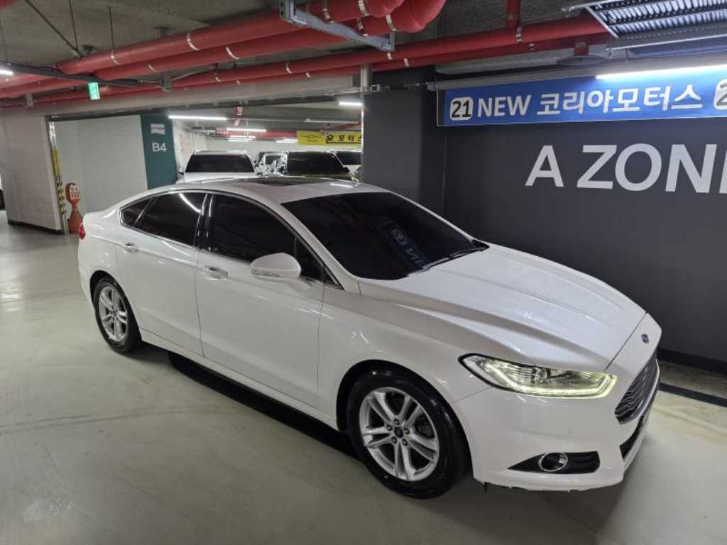 Ford Mondeo - Vista 3