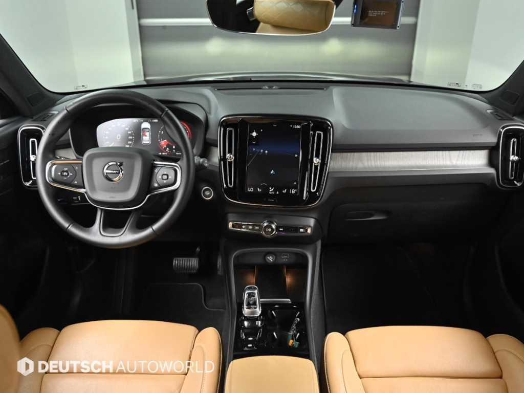 Volvo XC40 - Vista 7