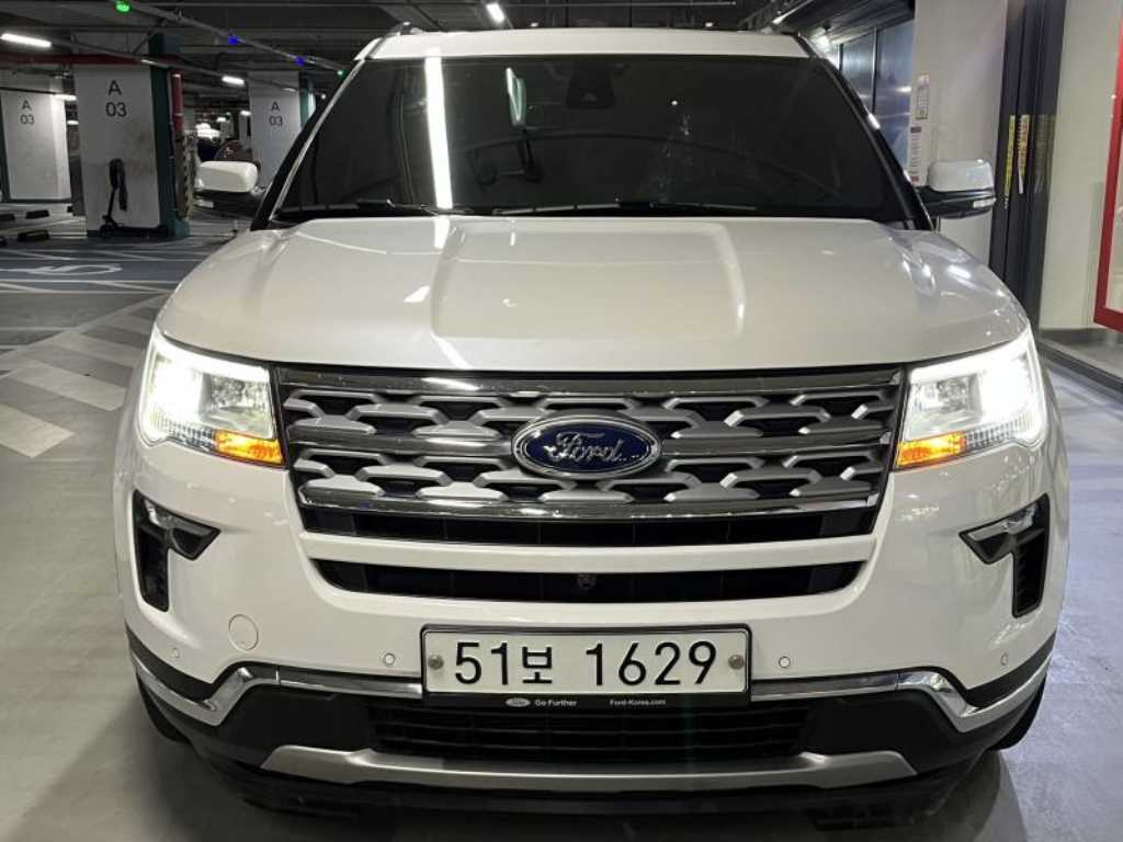 Ford Explorer - Vista 2