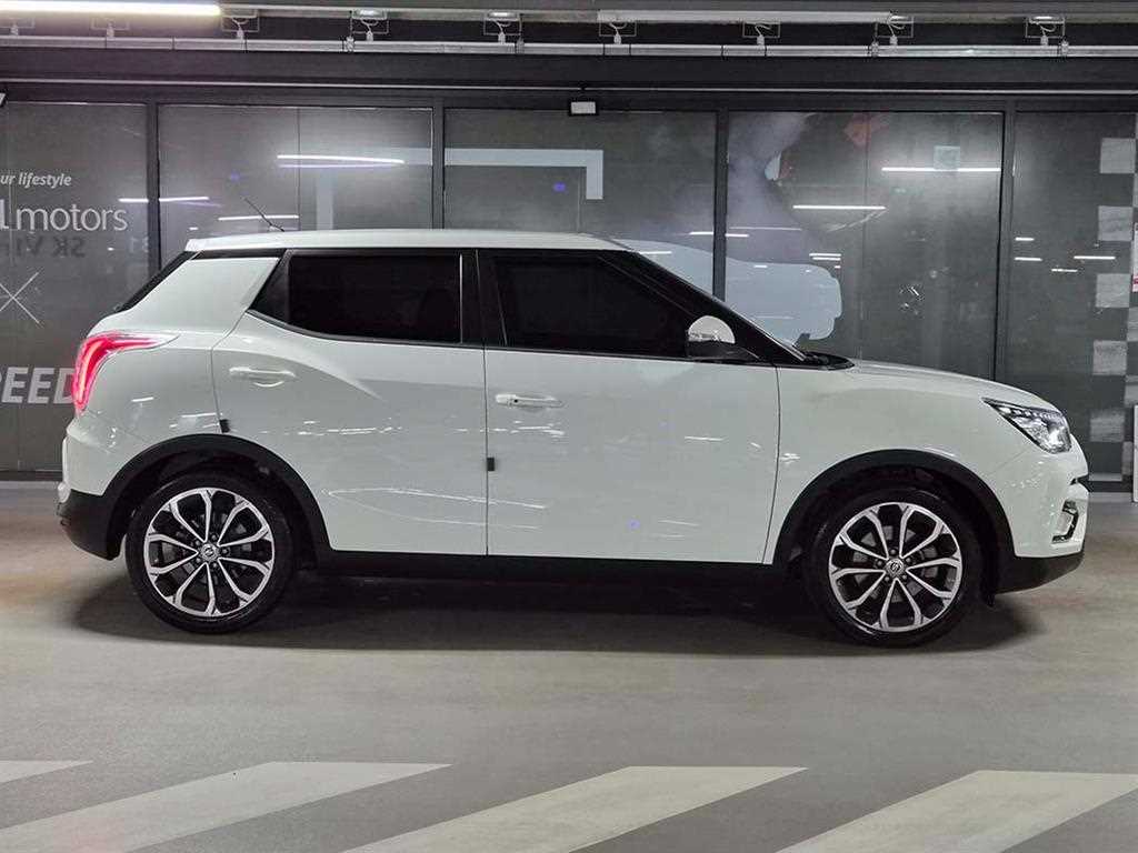 Ssangyong Tivoli - Vista 3