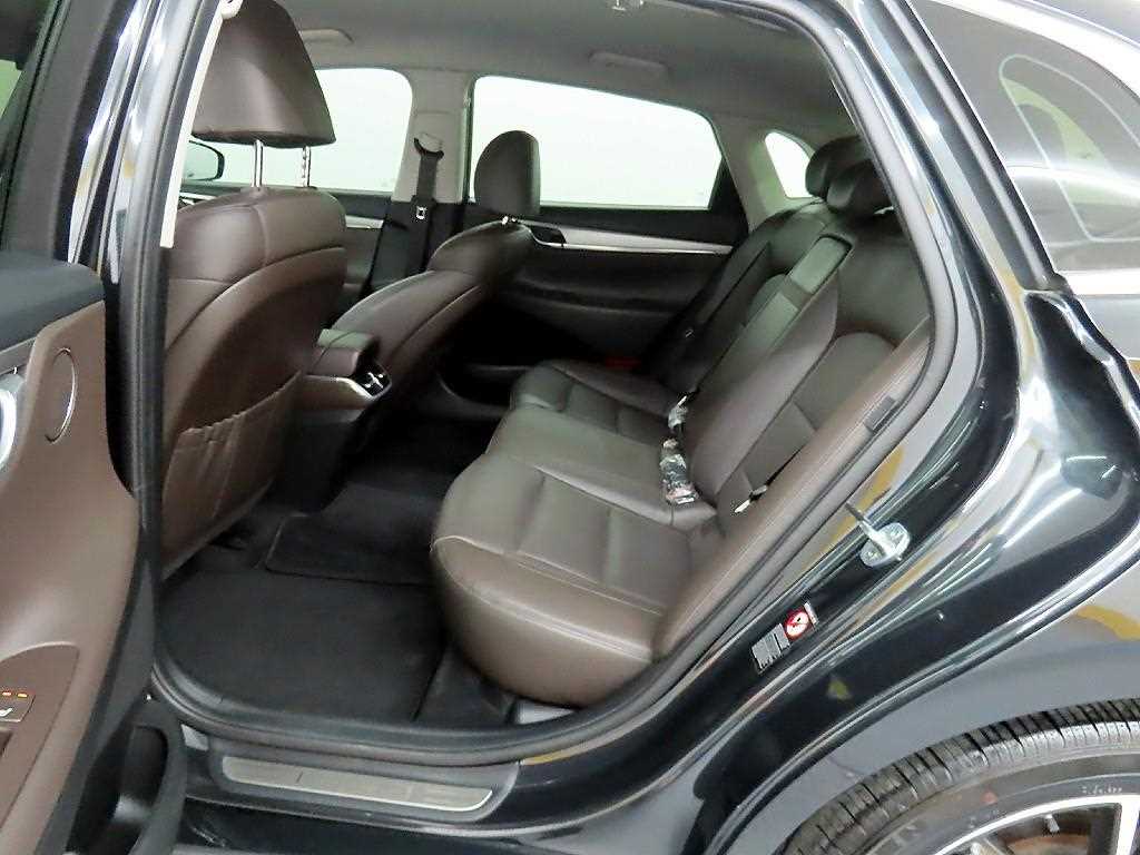 HYUNDAI Grandeur - Vista 6