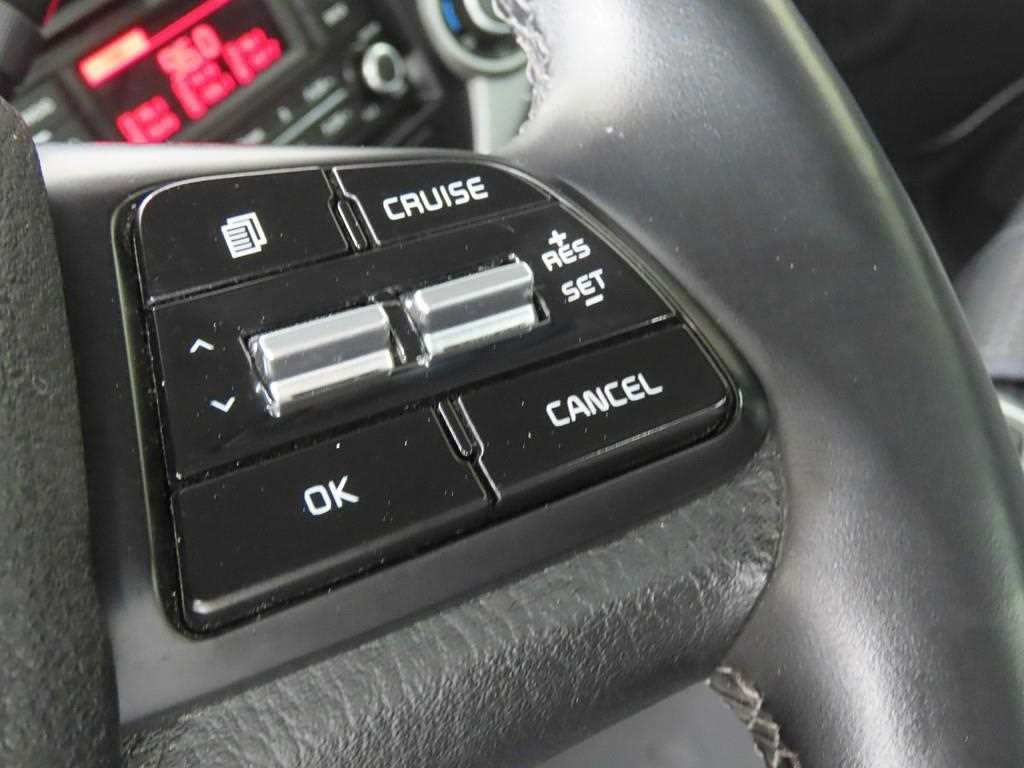 Small Truck Top_Powergate 2022 Blanco - Importación desde Corea - HF Imports Iquique - Foto 13