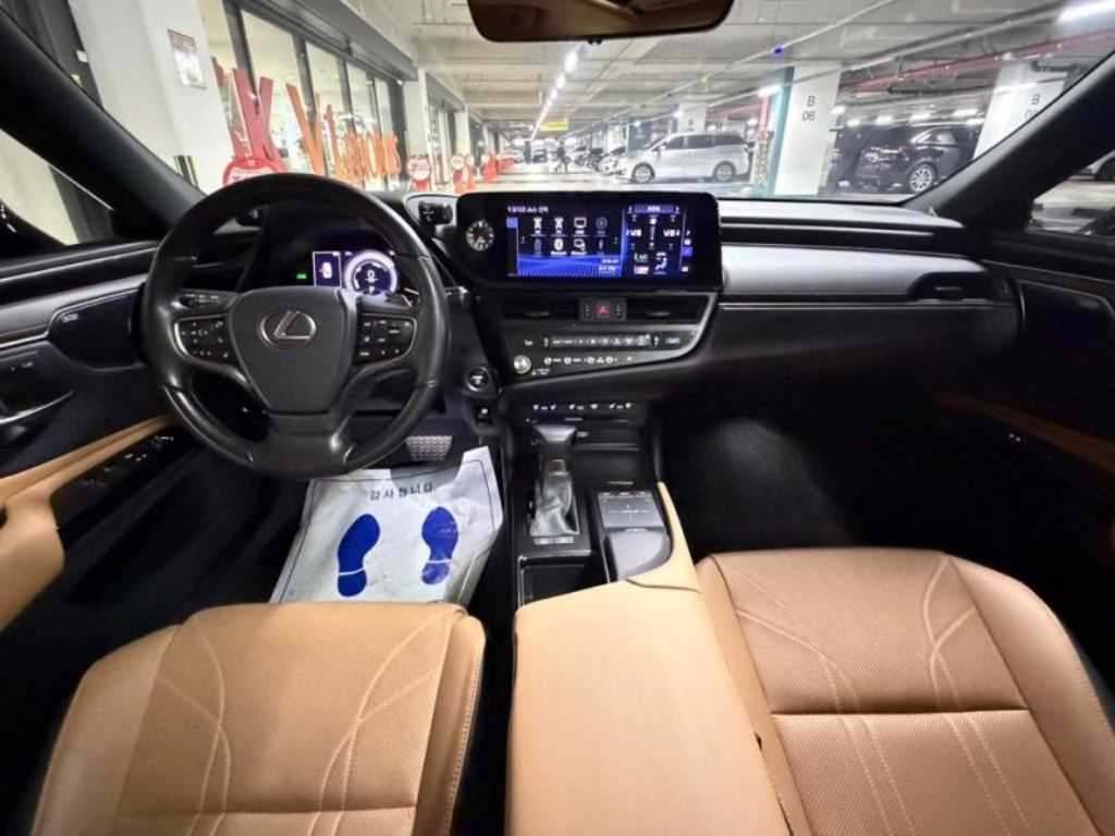 Lexus ES - Vista 6