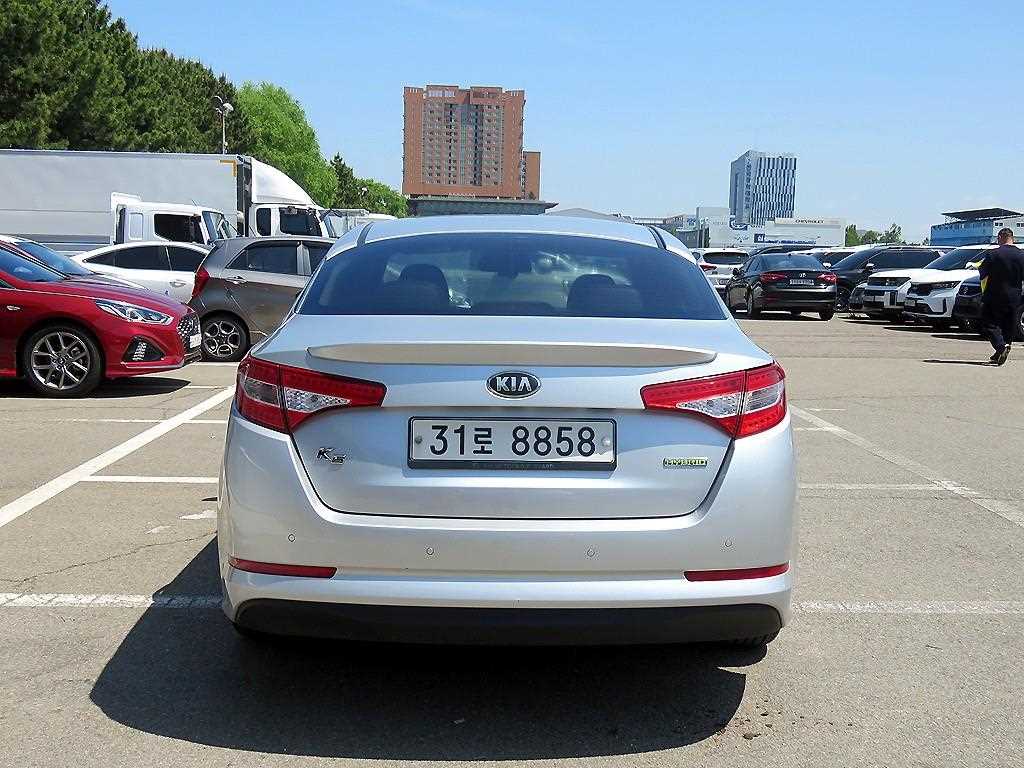 KIA K5 - Vista 3