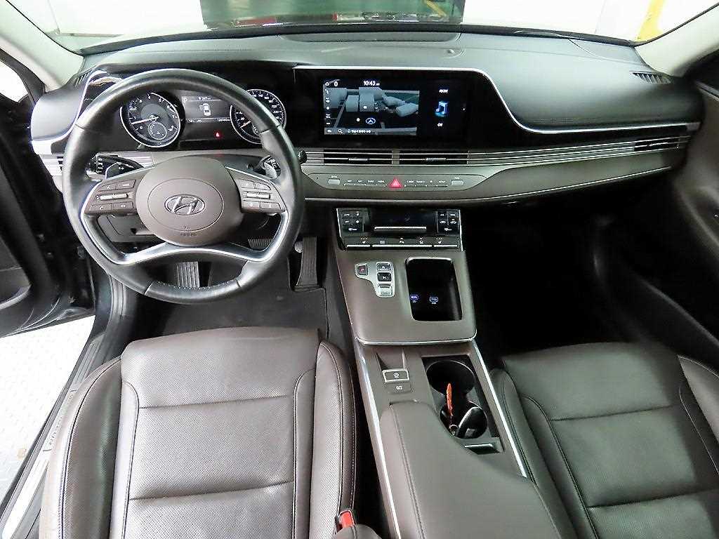 HYUNDAI Grandeur - Vista 7