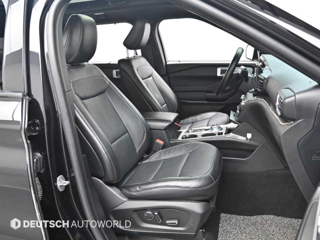 Ford Explorer - Vista 10