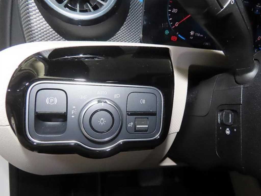 Mercedes Benz A Class 2023 Blanco - Importación desde Corea - HF Imports Iquique - Foto 15