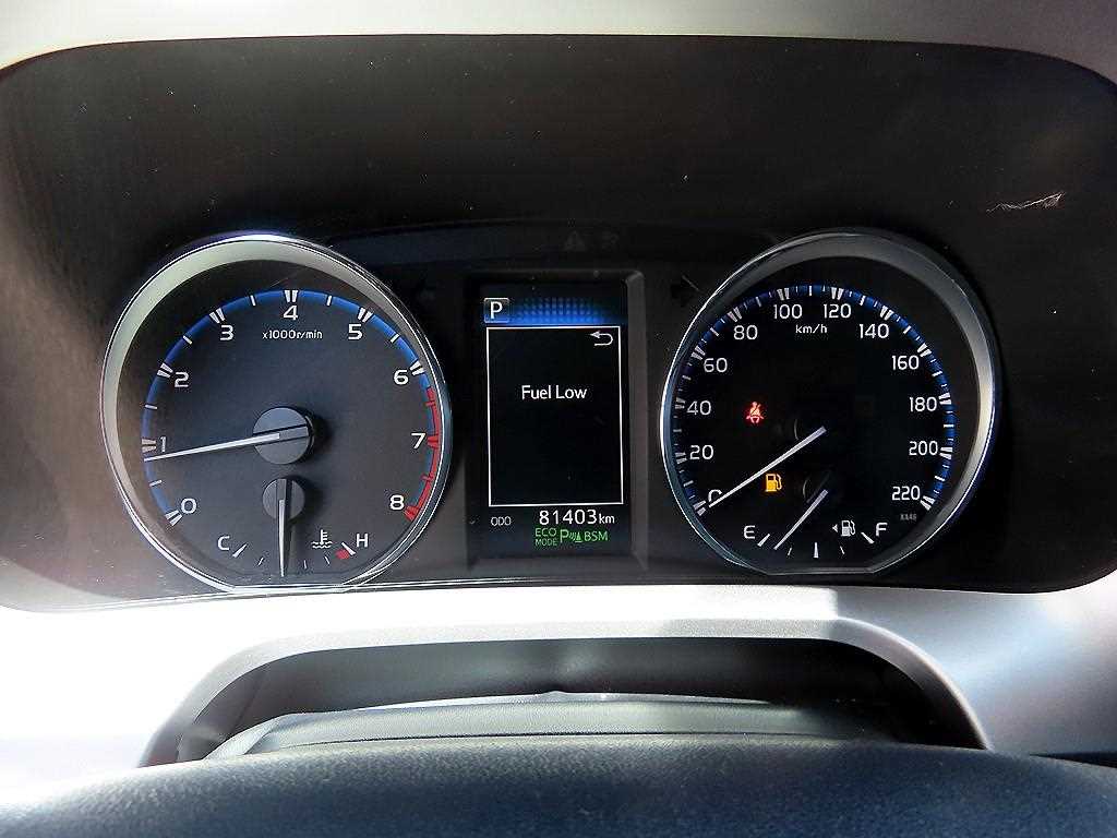 Toyota RAV4 - Vista 9