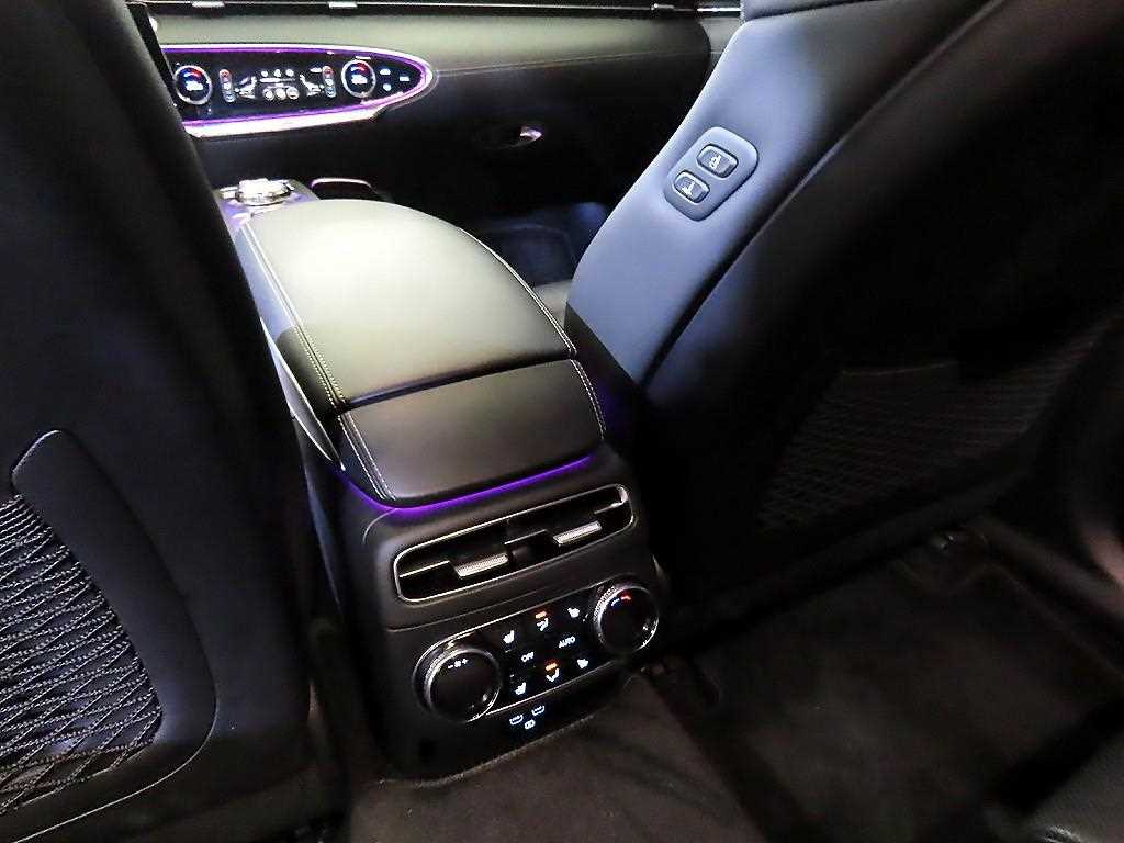 Genesis GV70 2023 Blanco - Importación desde Corea - HF Imports Iquique - Foto 13