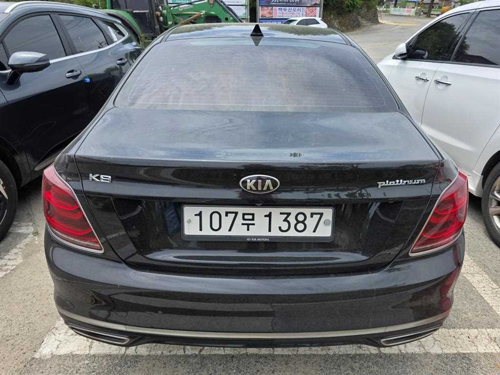 KIA K9 - Vista 5