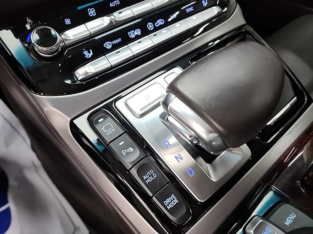 Genesis EQ900 - Vista 8