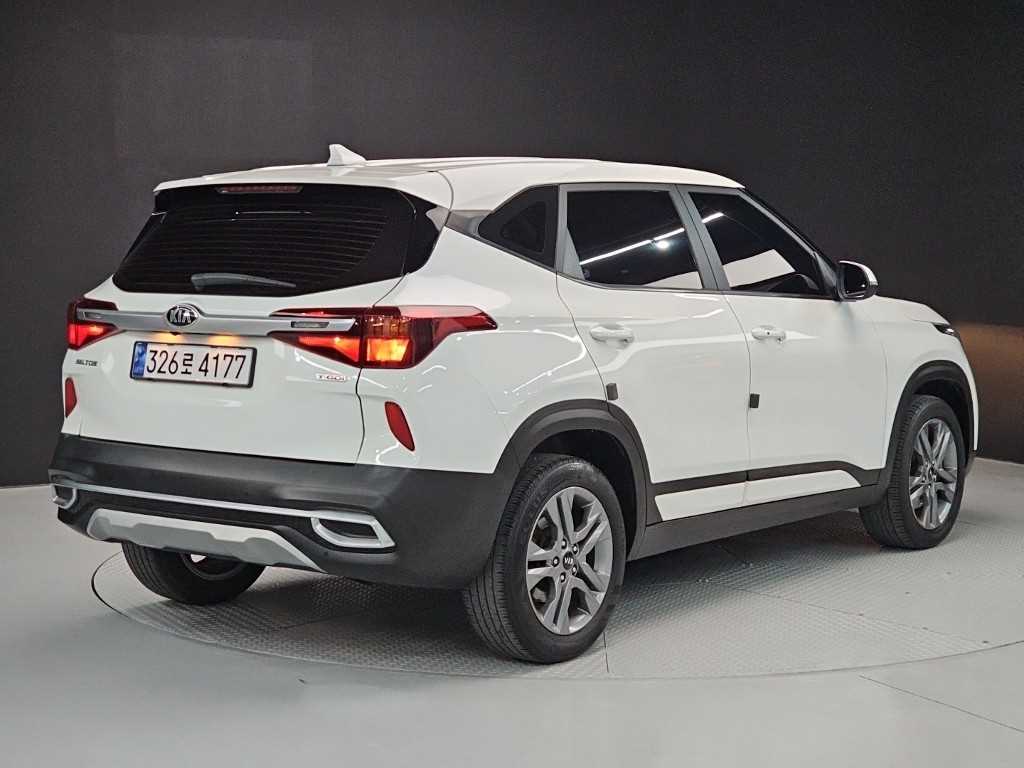 KIA Seltos - Vista 4