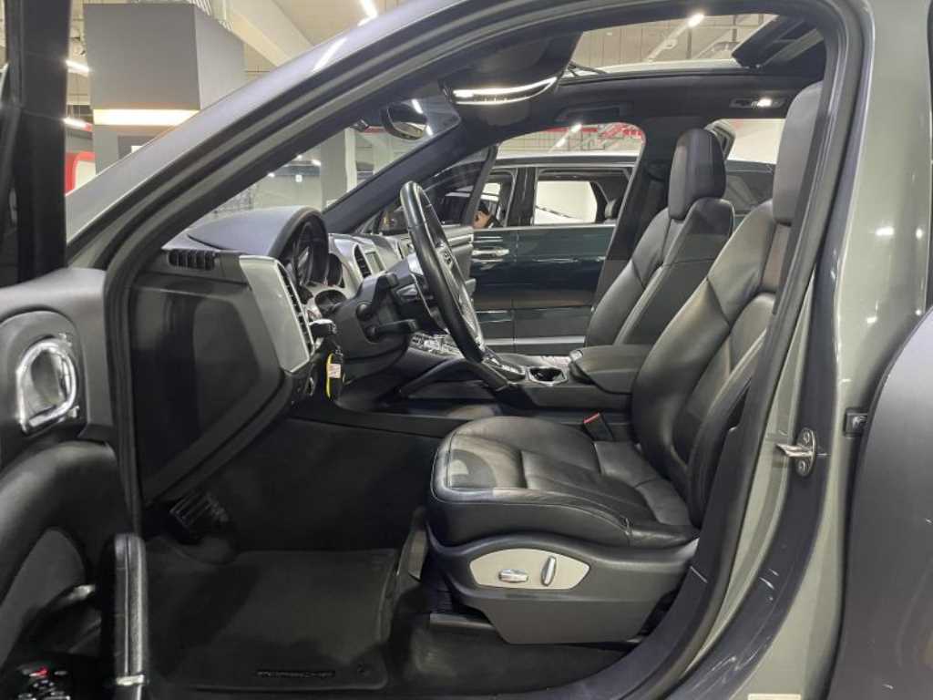 Porsche Cayenne 2016 Gris - Importación desde Corea - HF Imports Iquique - Foto 18