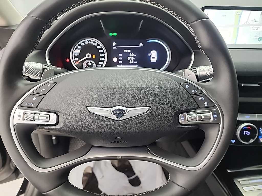 Genesis G80 - Vista 9