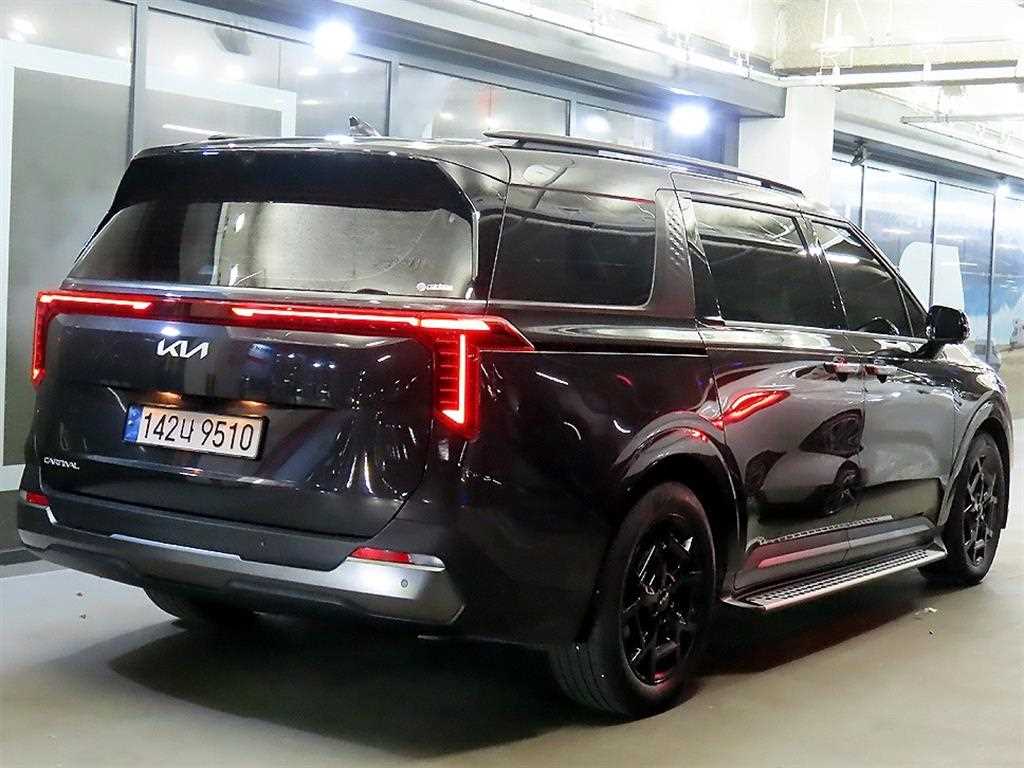 KIA Carnival - Vista 4