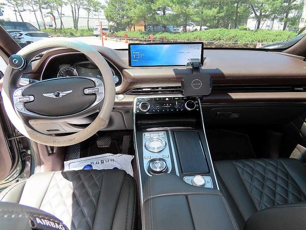 Genesis GV80 - Vista 7