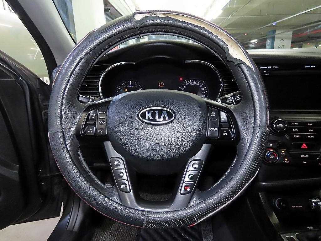 KIA K5 - Vista 8
