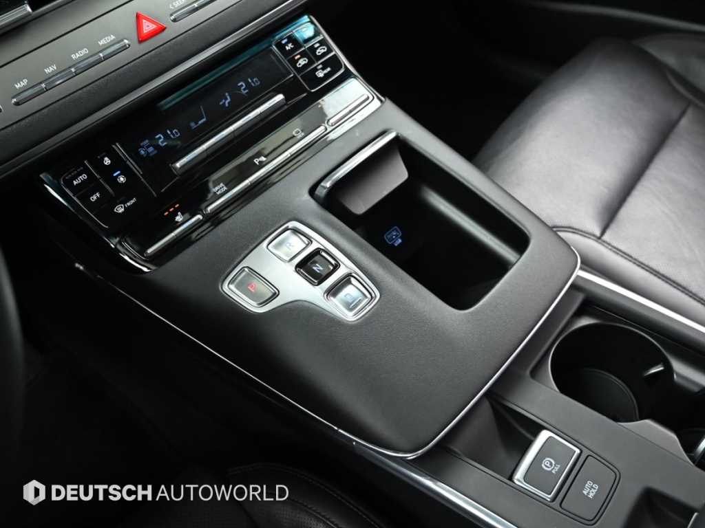 HYUNDAI Grandeur - Vista 9