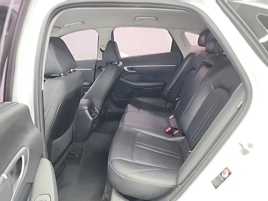 HYUNDAI Sonata - Vista 12