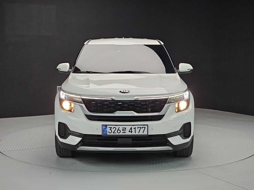 KIA Seltos - Vista 2