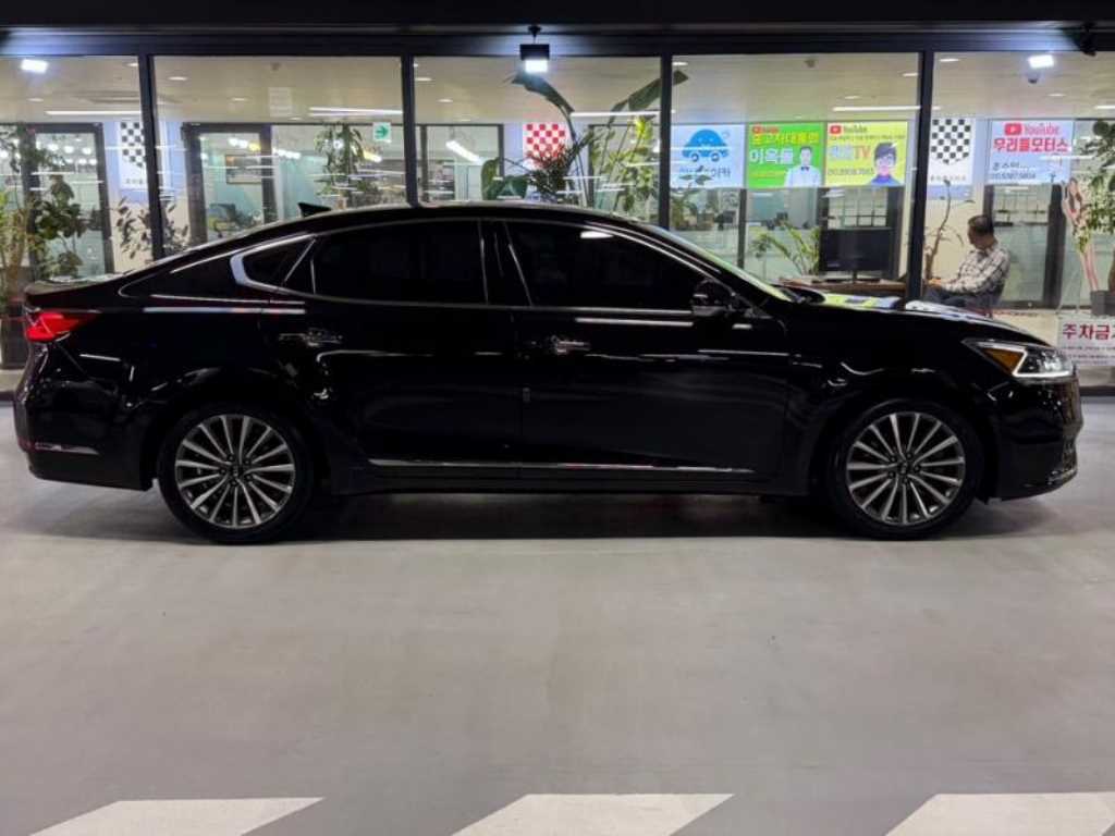 KIA K7 - Vista 3