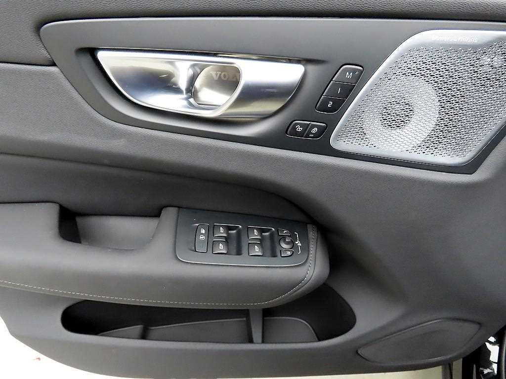 Volvo XC60 - Vista 11